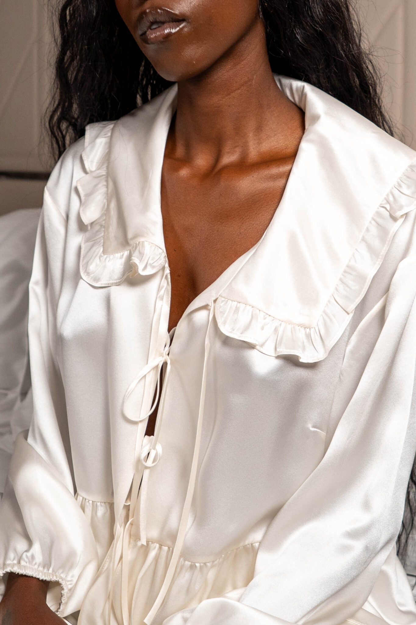 Essence Set Silk Ivory