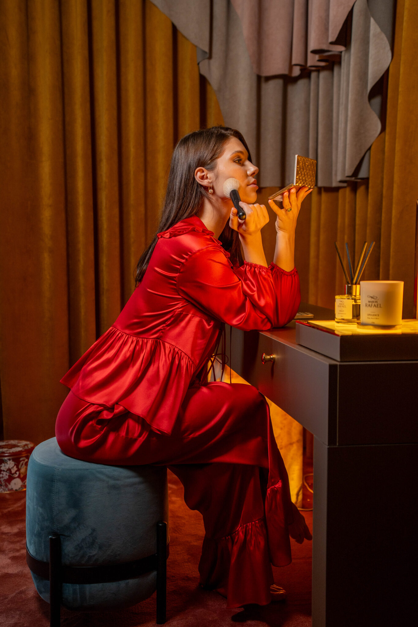 Essence Set Silk Red 5