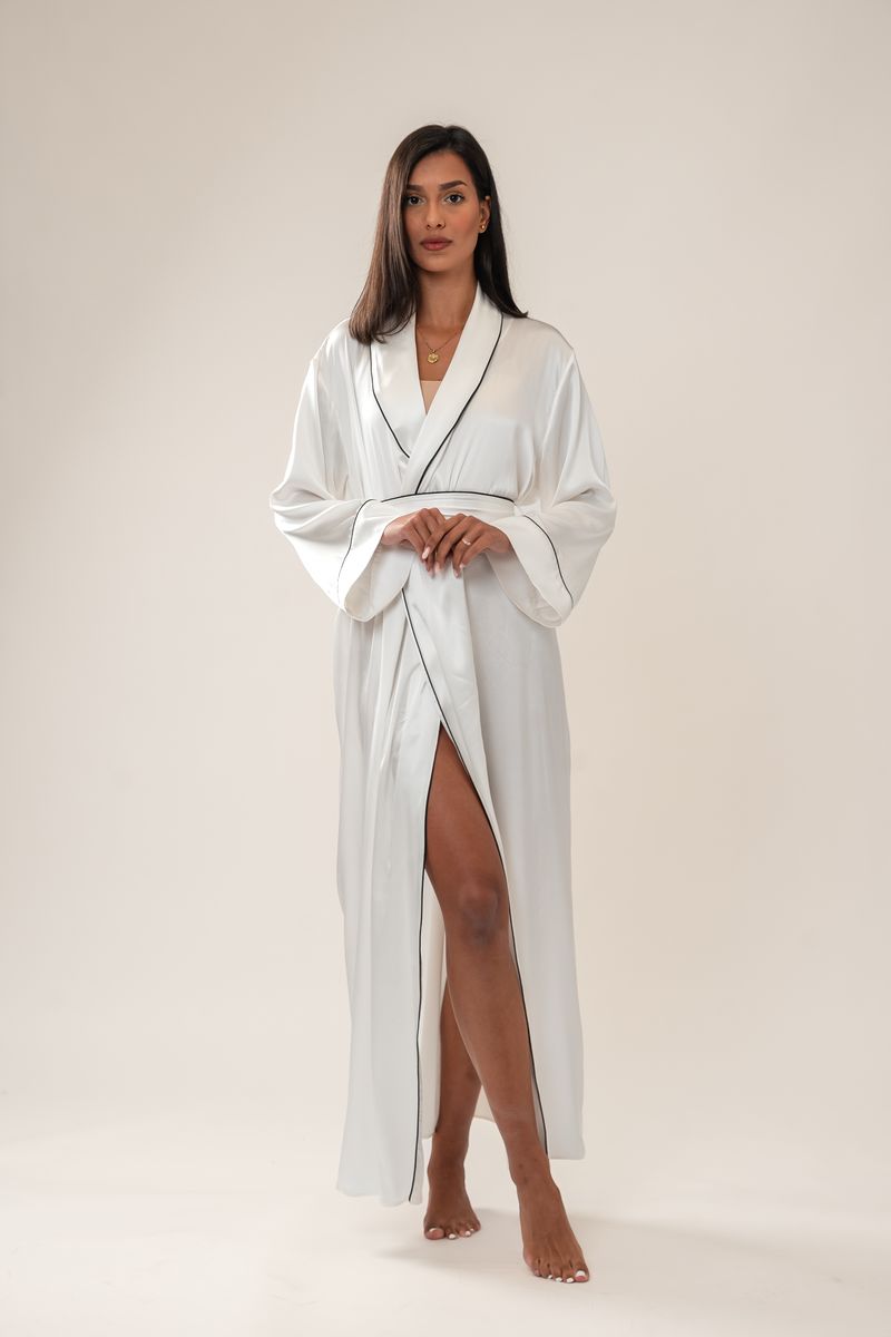 Charlotte silk long robe