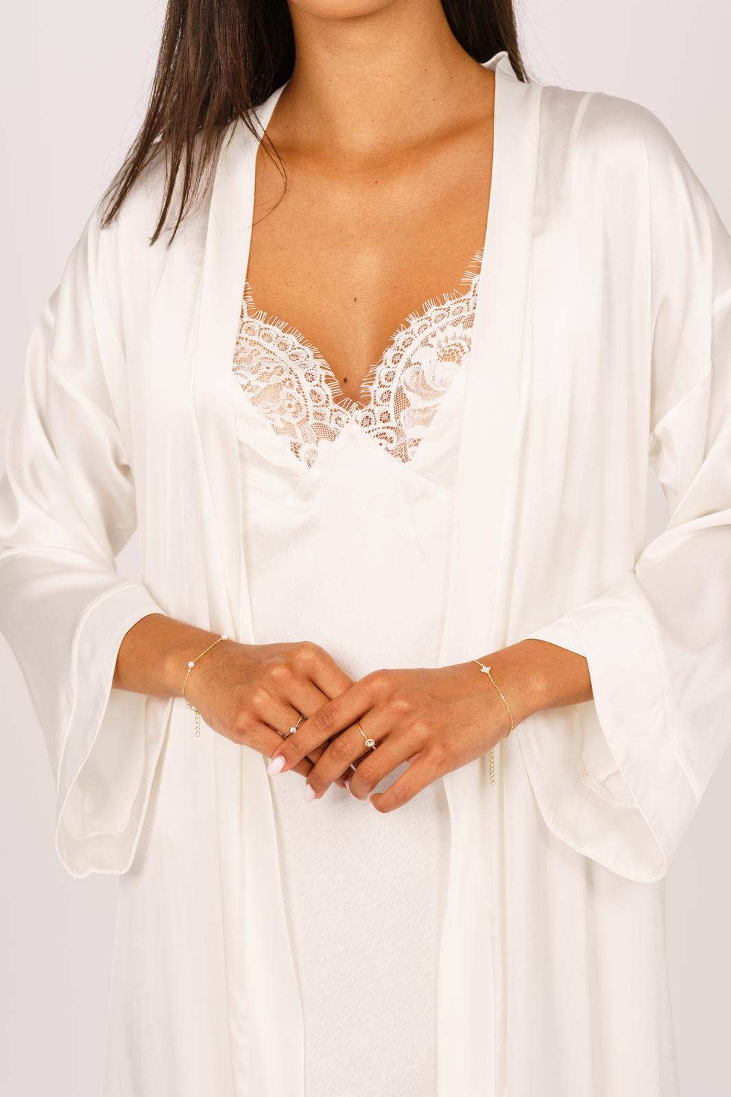 Daiana silk long robe ivory