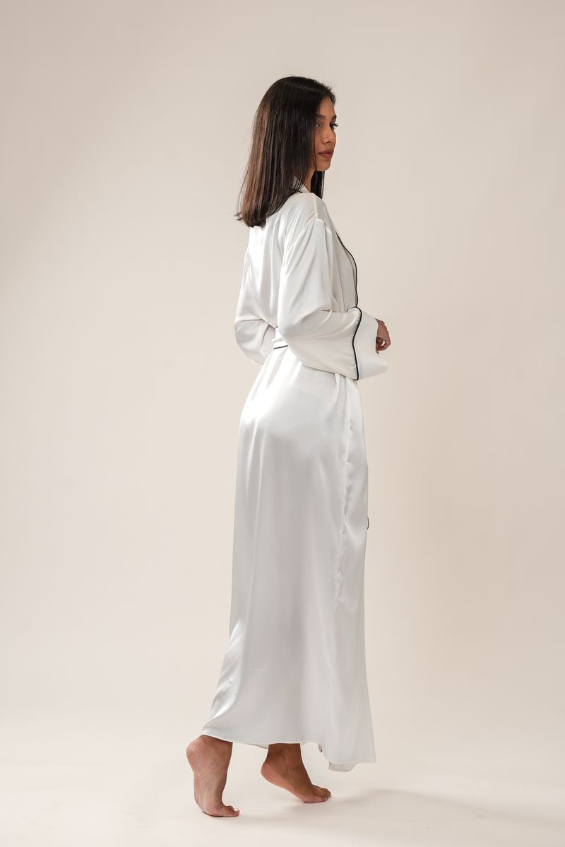 Charlotte silk long robe